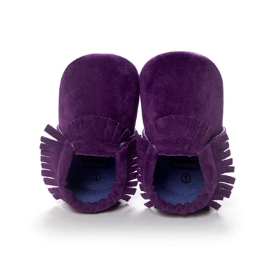 purple Romirus/замшевые мокасины из искусственной кожи для новорожденных мальчиков и девочек; нескользящая обувь с бахромой; детская кроватка - Цвет: purple