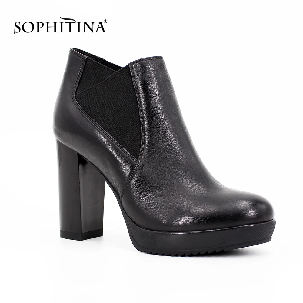 SOPHITINA/Лидер продаж. Ботильоны из натуральной кожи, внутри- ворсин. Женские ботинки на высоком квадратном каблуке и толстой подошве. Дамские ботинки с резинками. Резинки помогают регулировать ширину голенища. B15 - Цвет: Black