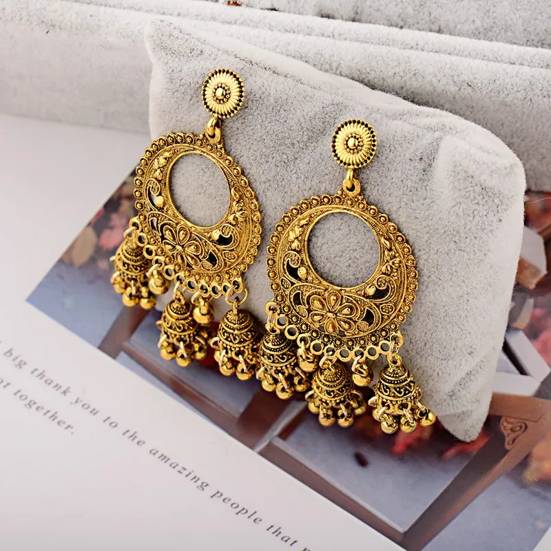 OIQUEI Boho винтажные индийские Jhumka Большие колокольчики с кисточками Висячие серьги для женщин этнические Цветочные Резные массивные серьги ювелирные изделия