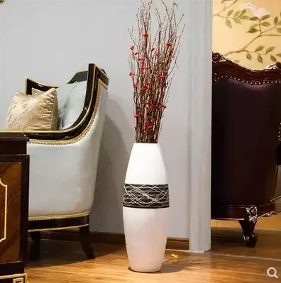 Высокотемпературная ручная роспись и резьба большой цветочной вазы из керамики