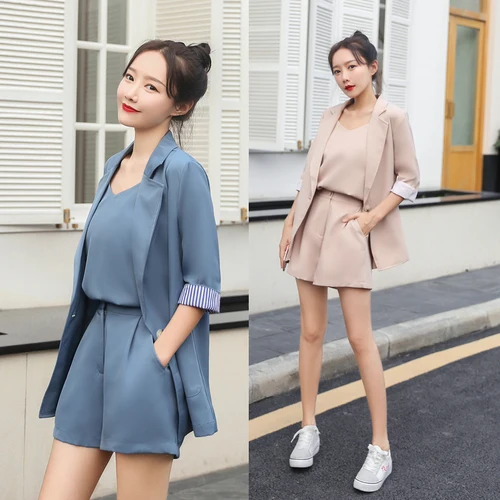 Женский комплект из блейзера и шорт повседневный двух предметов свободного кроя