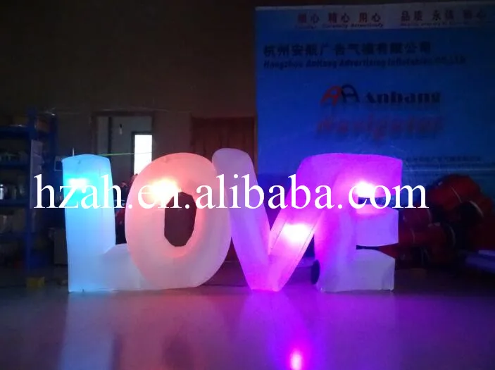 

Inflatable LED Light Letter LOVE