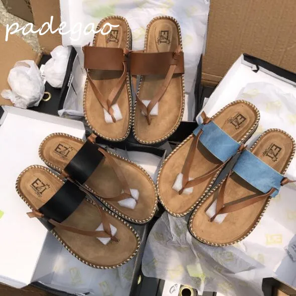 Женские шлепанцы повседневные пляжные на плоской подошве нескользящие кожаные