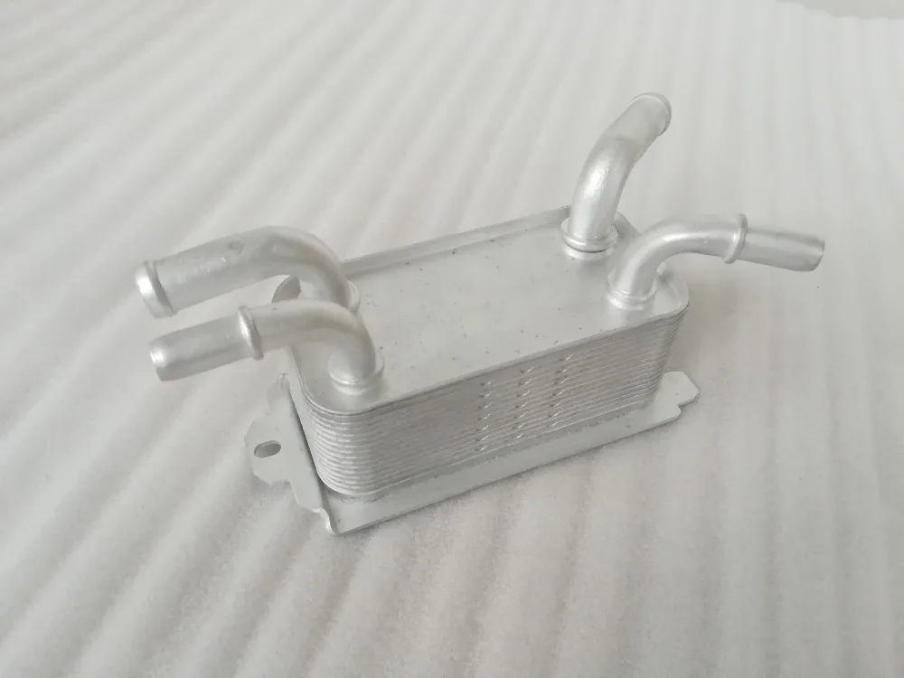 Масляный радиатор для Volvo S40 C30 C70 V50/Ford Focus 30741956 30683022 30723129 30723544 30741956| |