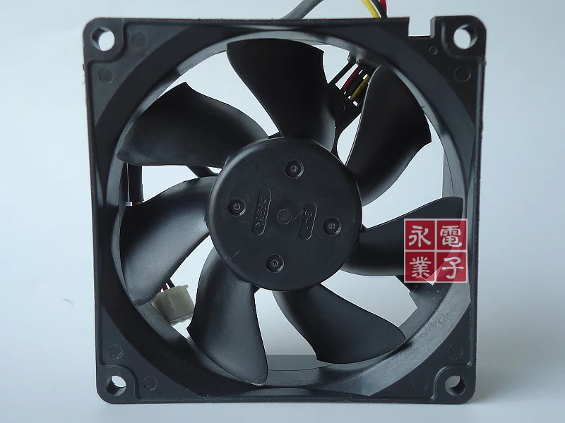 NMB MAT 3110RL 04W B59 F53 DC 12V 0.33A 80x80x25 мм 3 Провода Сервер вентилятор охлаждения|Кулеры и