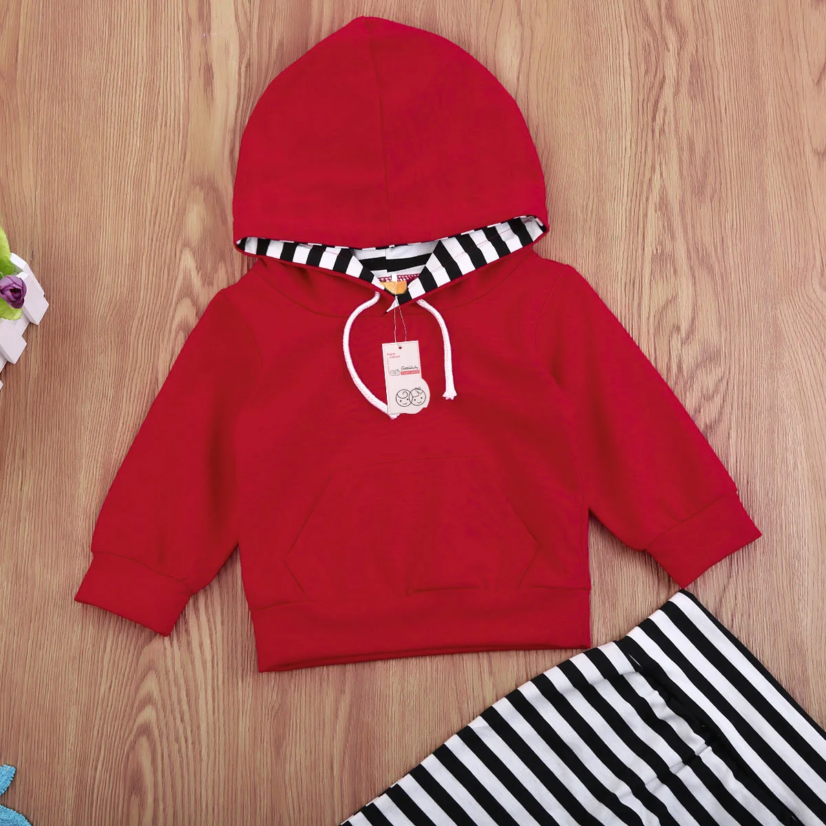 Новинка Модный комплект одежды для малышей Красная футболка с капюшоном длинные