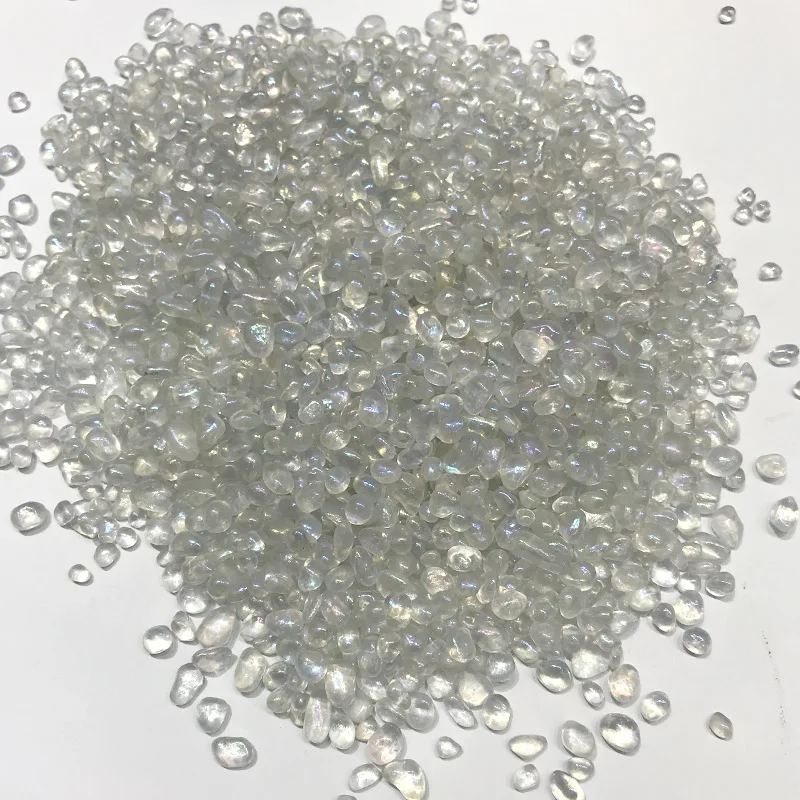 Натуральный белый блестящий опал кварц с украшением в виде кристаллов рок н чип