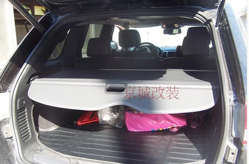 

Aluminium alloy + Fabric Rear Trunk Security Shield Cargo Cover For Jeep Grand Cherokee 2011 2012 2013 2014 2015