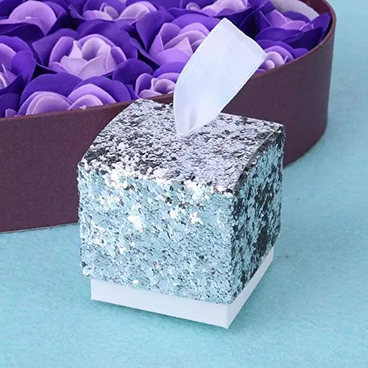 Серебристый YOURANWISH 50 шт./партия свадебные конфеты коробка с блестками коробка для сладостей коробка для конфет портативная декоративная коробка подарочная коробка с квадратным - Цвет: Серебристый