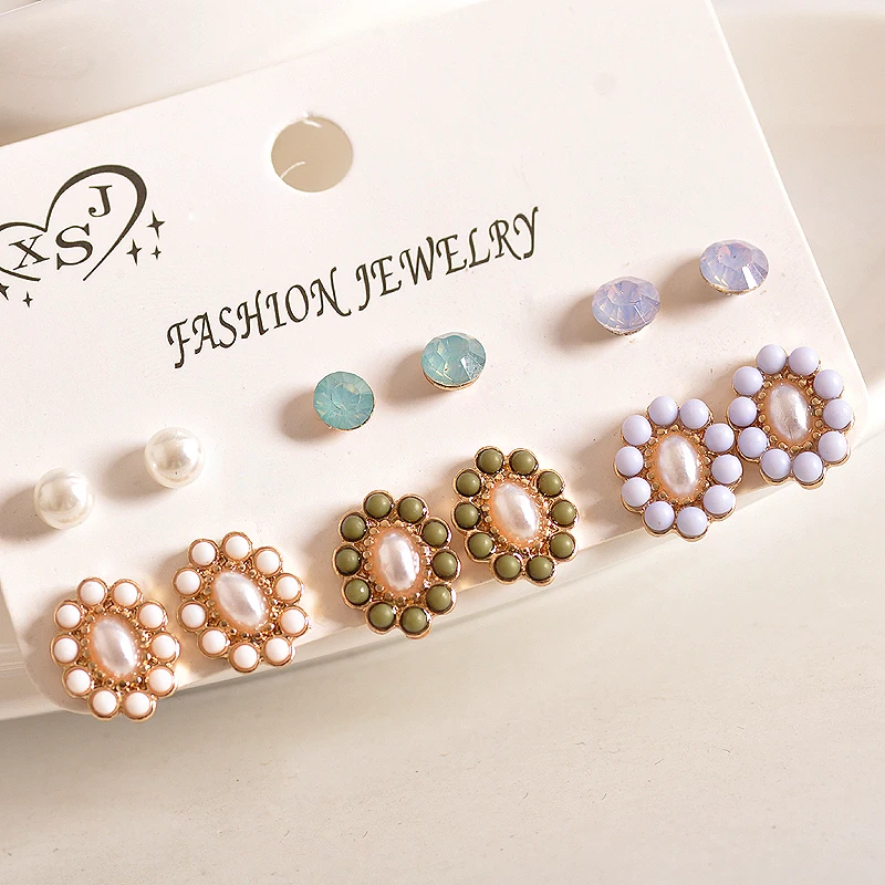 Женские серьги-гвоздики с жемчугом белые и зеленые серьги для девочек на день