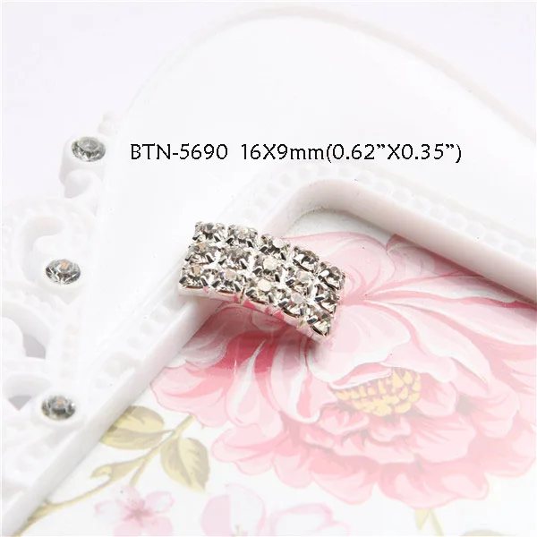 2pieces BTN-5690 Пуговицы с жемчугом и стразами, пряжка с плоской задней частью, украшение для рукоделия, бант для волос, цветок, 2 шт./ - Цвет: 2pieces BTN-5690
