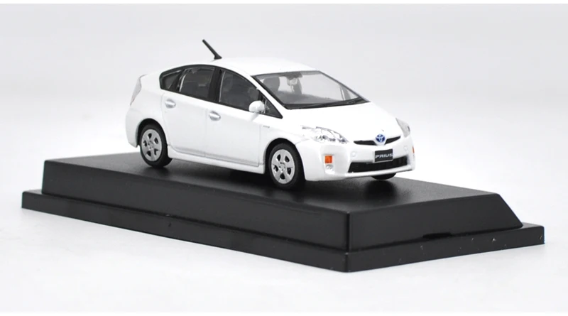 1:43 TOYOTA PRIUS сплав модель автомобиля статическая Высокая моделирования металлическая модель автомобилей с оригинальной коробкой