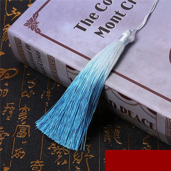 Light blue 2 шт./пакет китайский узел кисточкой градиент Цвет "сделай сам" Книга ремесла характеристикой на китайском языке подарок шторы Костюмы ювелирные изделия кулон 26 см - Цвет: Light blue