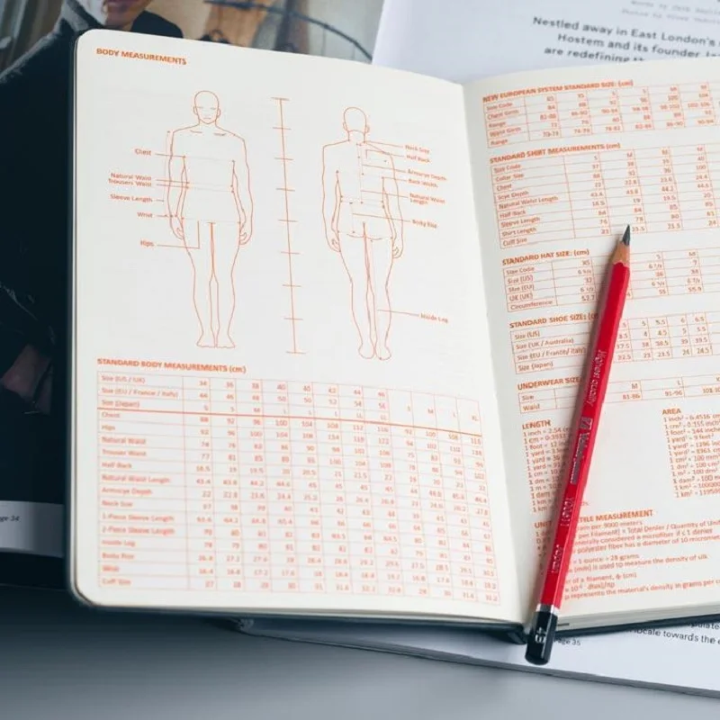 А5 мужская версия модный дизайн Sketchbook с 400 шаблонов и модных словаря|Записные
