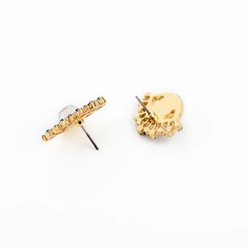 Онлайн шоппинг индийские серьги гвоздики с голубыми глазами Новое поступление