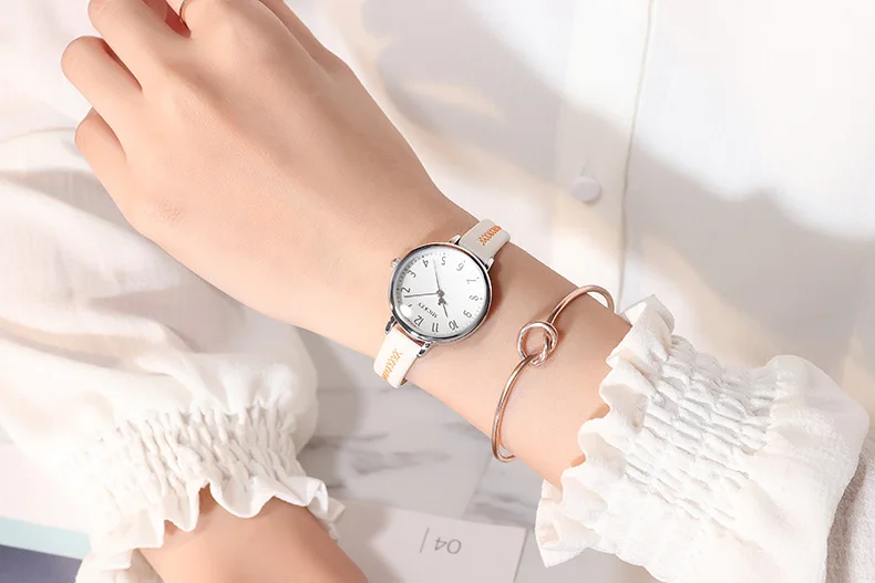 WHITE opp pack Модные кварцевые часы с ремешком из натуральной кожи с Микки Маусом для девочек, водонепроницаемые женские оригинальные часы disney, круглые красные часы - Цвет: WHITE opp pack