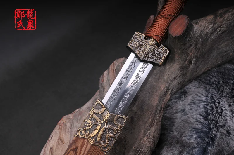 Старинная бронза китайский кованый меч дамасская/сложенная стальная клинок