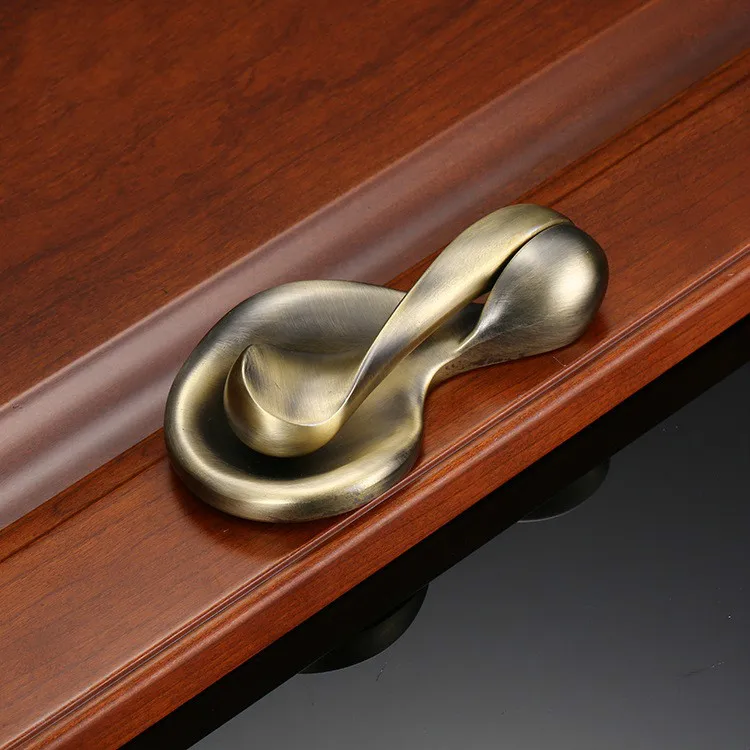 JD Европейская коричневая сфера молоток из цинкового сплава зеленая бронза