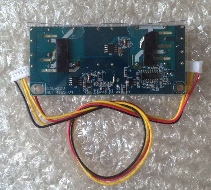 26-дюймовый Универсальный четырехламповый жидкокристаллический монитор модуль