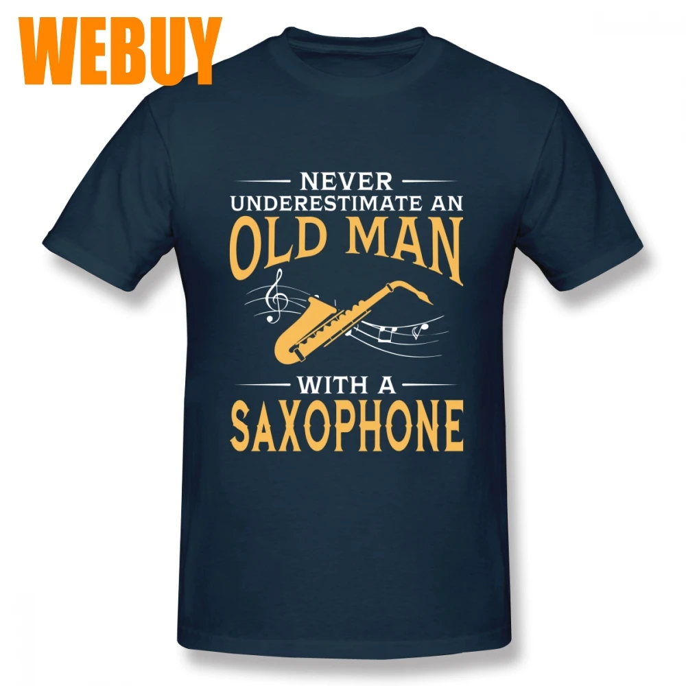 Досуг никогда не недооценить старика с саксофоном Homme футболка человек Geek S-6XL
