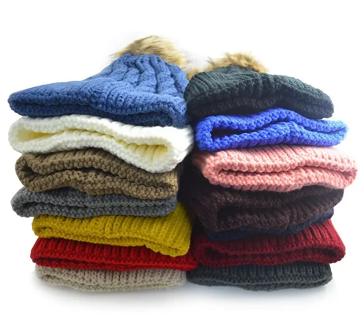Новый пышной опушкой из искусственного меха Pom pom трикотажные Шапки шапки бини