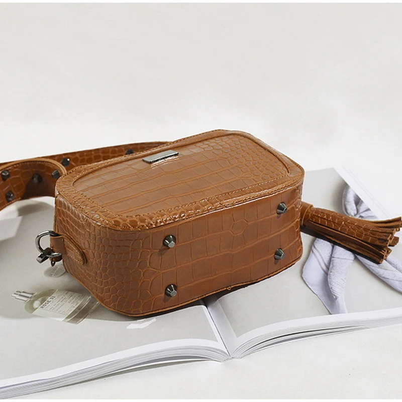 Женские сумки Mododiino с крокодиловым узором женская сумка заклепками через плечо