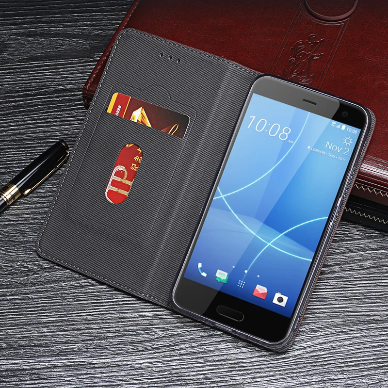 Кожаный защитный чехол-книжка для HTC U11 Life из ТПУ и силикона Etui Plus U12 | Мобильные