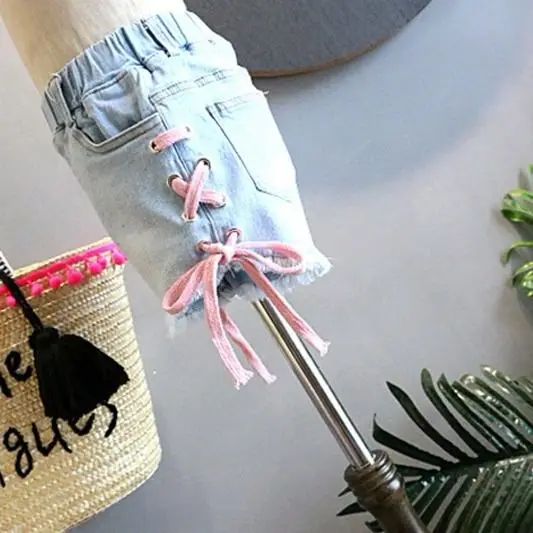 Джинсовые шорты для маленьких девочек Новинка лета 2019 Детские светло голубые