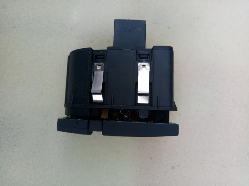 Коробка для перчаток LHD и кнопка переключения блока дисплея AUDI A6 09 11 Q7 RS6 4L1 927 227 или