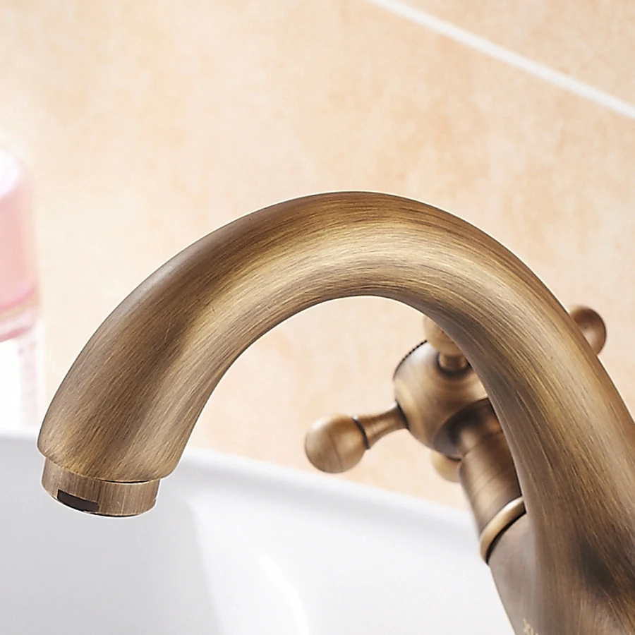 Смеситель для ванной комнаты из античной латуни с двумя ручками смеситель