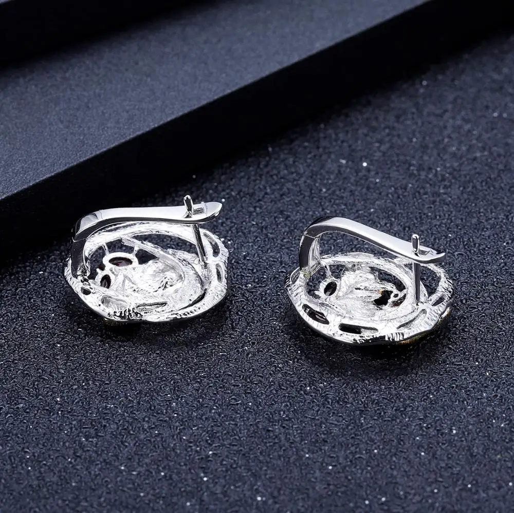 Серьги клипсы женские из серебра 925 пробы с натуральным красным