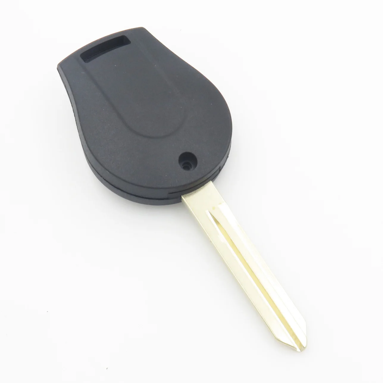 XinYueXin 3 + 1 кнопка дистанционного ключа оболочки Fob Крышка для NISSAN March Sunny сменный