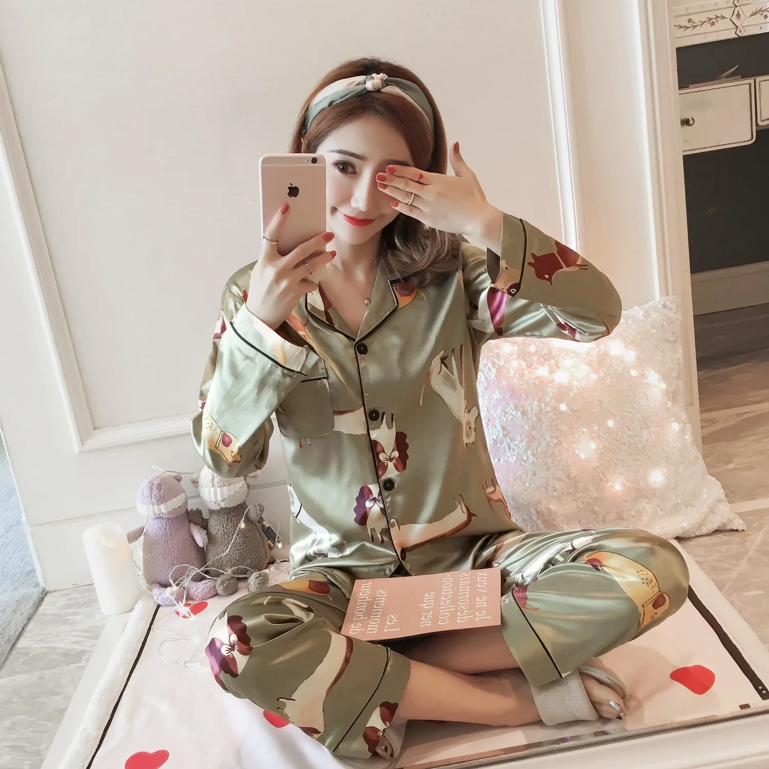 pyjamas women Большой размер 5XL женский атласный Шелковый пижамный комплект с длинным рукавом Цветочный комплект из двух предметов сексуальная пижама Пижамный костюм Женская одежда для сна - Цвет: pyjamas women