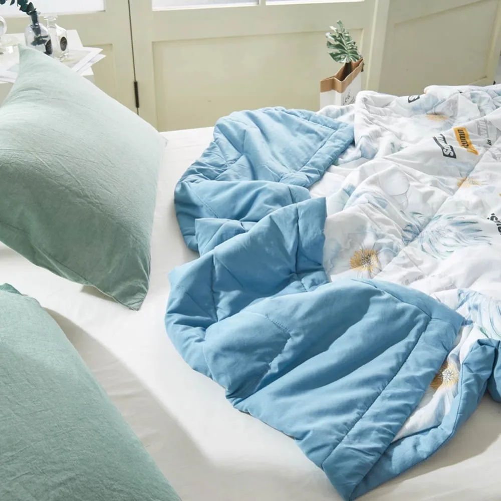 Стеганое одеяло с синими листьями и перьями тонкая летняя ткань из полиэстера