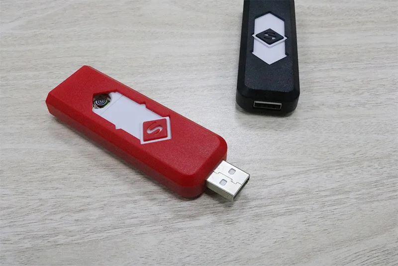 Перезаряжаемая через USB Зажигалка подарок на заказ креативный праздничный свадебный подарок ветрозащитный электронный прикуриватель