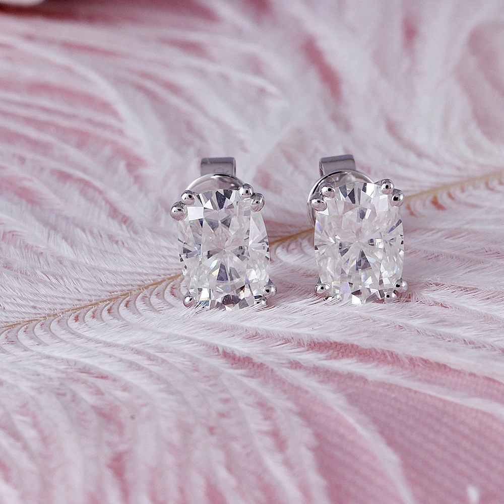 Серьги-гвоздики DovEggs из белого золота с муассанитом 14 к 2 0 CTW 5*7 мм GH бесцветные
