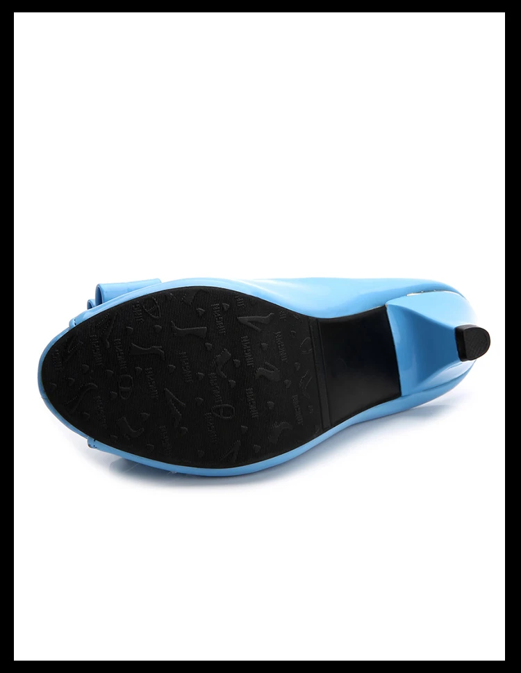 Женские туфли на танкетке с открытым носком Коллекция 2018 года Летние пляжные