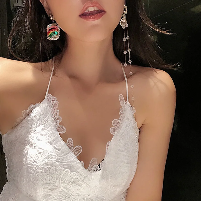 MENGJIQIAO Новые корейские асимметричные красочные блестящие серьги-капли с блестками для женщин, длинные серьги с кристаллами и кисточками, праздничные ювелирные изделия