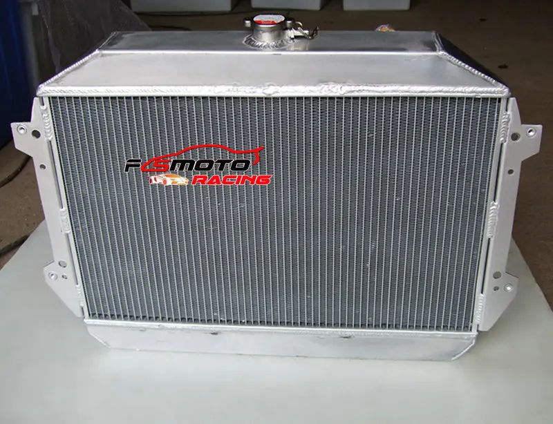 Трехрядный радиатор из сплава + вентилятор для Nissan/Datsun 240Z/260Z полностью