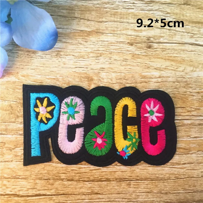 Железная нашивка 1 шт. цветная наклейка вышитая буквами мира нашивки для одежды