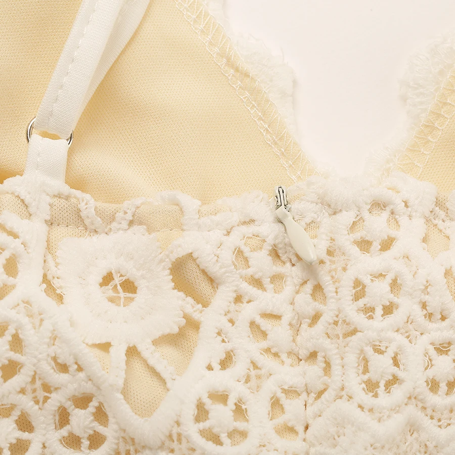 Женское кружевное платье Parthea Белое Облегающее с цветочным принтом для вечеринки