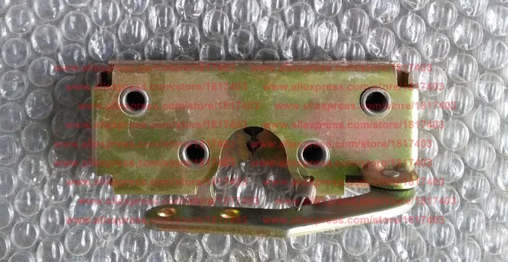 FT650.47.127 защелка капота Запчасти к трактору foton|latch|partsparts tractor |