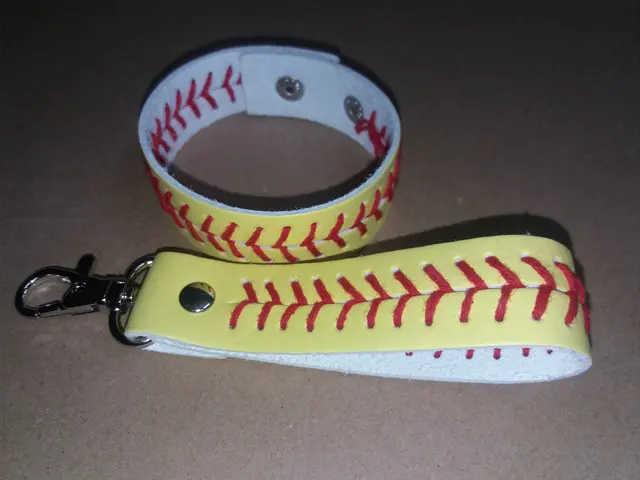 

fashion leather keychains personalized softball seamed leather keychains baseball, softball keychains