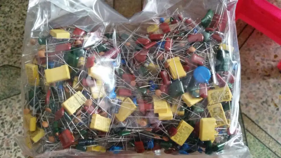 Электронные компоненты электронные оригиналы бродячих пакет на складе