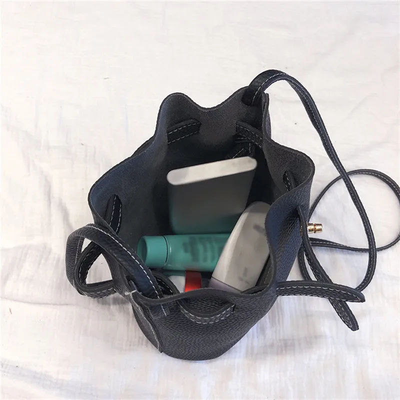 

2018 New Women Korean Style Wide Shoulder Handbag Pure Color Bucket Bag Gentle Female Preppy Fashion Casual Crossbody Bag
