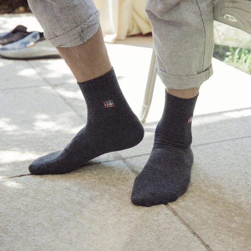 Носки мужские однотонные хлопок теплые удобные цвет черный/серый/белый весна