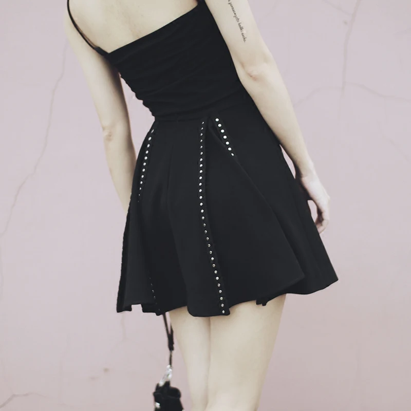 Женская мини юбка с заклепками летняя трапециевидная короткая Пастельная