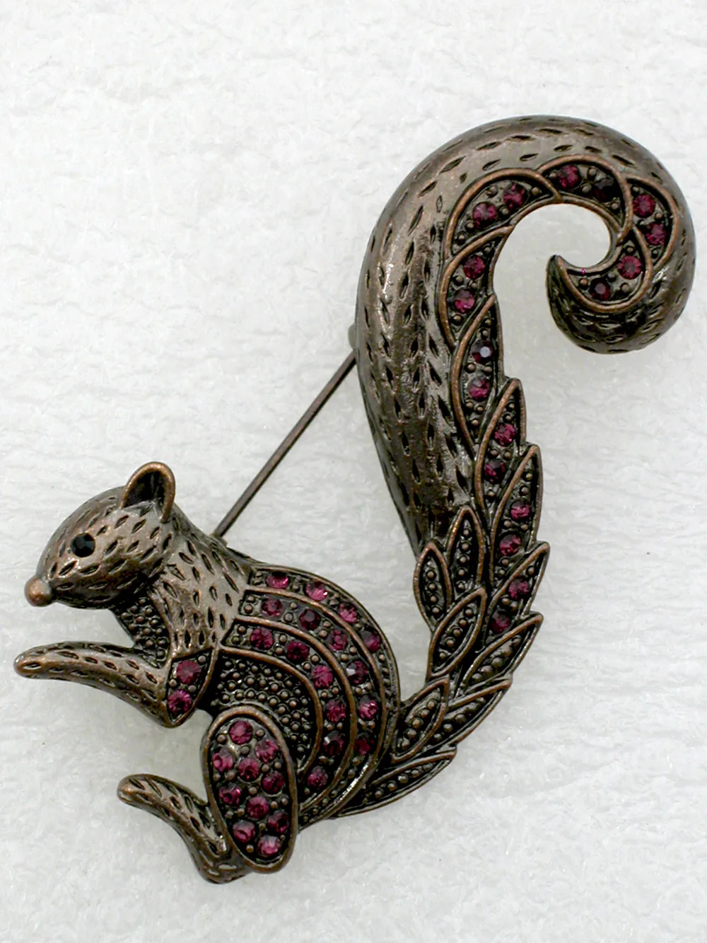 Мода Одежда Античная Медь Белка Кристалл Брошь pin Фиолетовый Горный Хрусталь