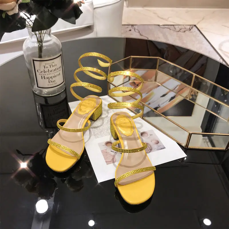 Yellow Летние женские сандалии модные, пикантные стразы на среднем квадратном каблуке со шнуровкой вечерние дышащая удобная женская прогулочная повседневная обувь - Цвет: Yellow