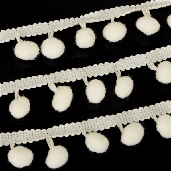 Ivory 5 ярдов 20 мм в ширину 20 цветов помпон шар планки ленты DIY Кукла Одежда Аксессуары домашняя Подушка кружевные аксессуары для занавесок - Цвет: Ivory